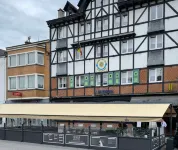 旅館餐廳L’Auberge L'Or du Temps-Vanwerst附近的飯店