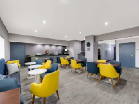 Quality Inn & Suites Hotels in Eddy County