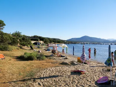Stella di Gallura Hotels near Smeralda
