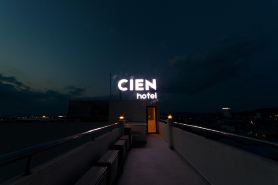 Cien Hotel