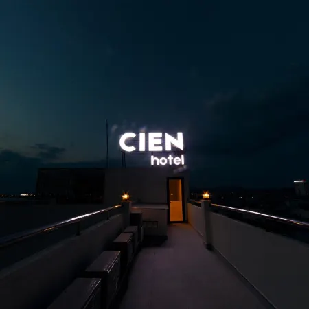 Cien Hotel