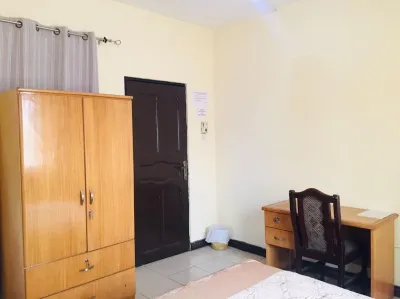 Single Room - Ground Floor