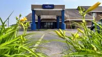 AmericInn by Wyndham Marshfield Hôtels à : 