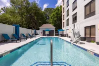 Hampton Inn & Suites by Hilton Alpharetta Roswell - 2-stjärniga
