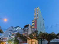 Canary Nha Trang Hotel โรงแรมใกล้โพนคร