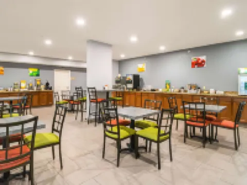 滑鐵盧郊區開間公寓 滑鐵盧酒店