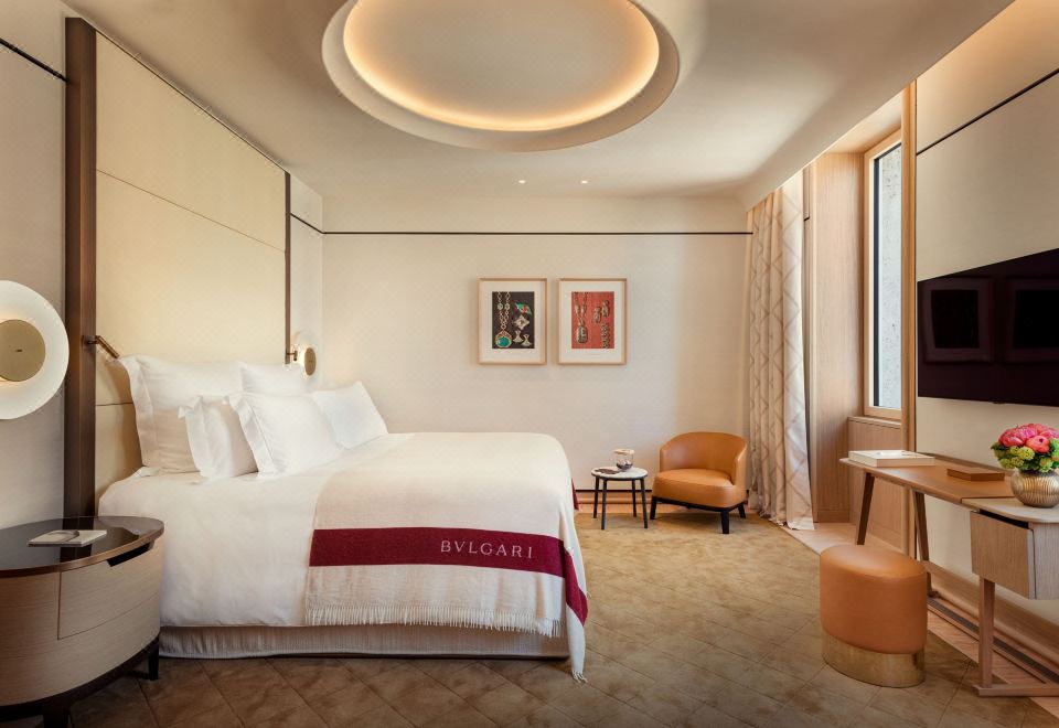 2. 불가리 호텔 로..