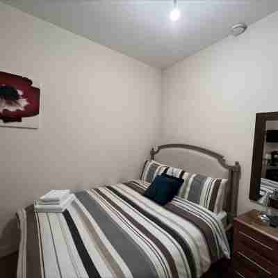 Aberdeen Stay Central 2-Bedrooms Apartment Rooms