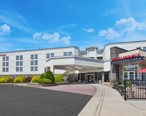 Crowne Plaza DULLES AIRPORT by IHG Hotels in Dranesville