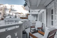 White 1921 Courchevel - Mountain view