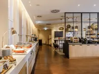 Holiday Inn DRESDEN - AM ZWINGER by IHG Hotels near Circus Sarrasani
