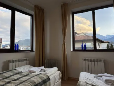 2413 - 2Br Mountain View Apartment - 250Mbps Wifi! Hôtels à : 