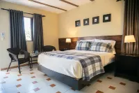 Altocerro Villas Hotel & Camping Hotels near Duarte Park