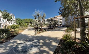 Large Appartement 3 BedRooms - Free Parking Center Antibes