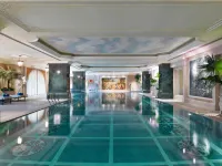 Legendale Hotel Beijing - piscina