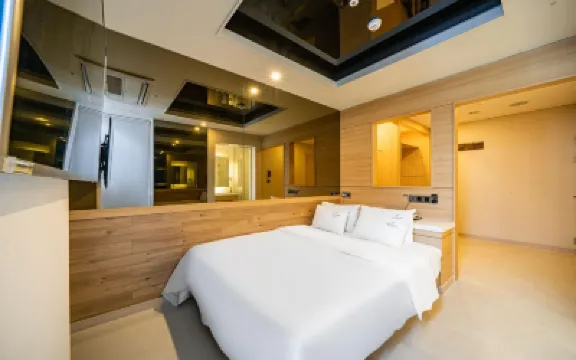 Time Square Hotel Hotels near Mulgeum-Yeog