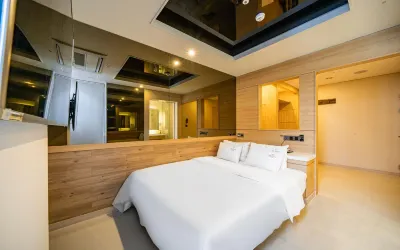 Time Square Hotel