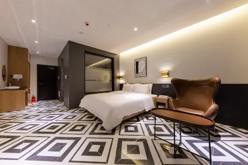 Cheongju J Hotel