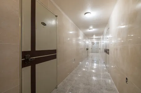 Cheorwon Pares Отели в г. Чхорвон