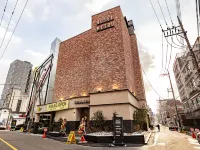 Yongin Metro 21 美金附近的飯店