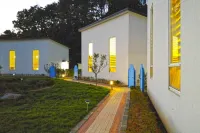 Paju One Frame Pension