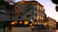 Hotel La Panoramica Hotel in zona Lido Lo Scoglio