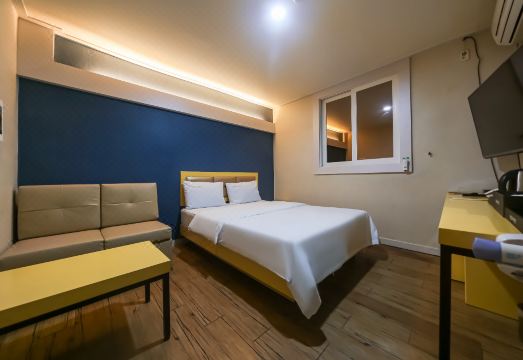 첼로 객실 이미지