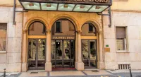 Hotel Colomba d'Oro Hotels in Верона