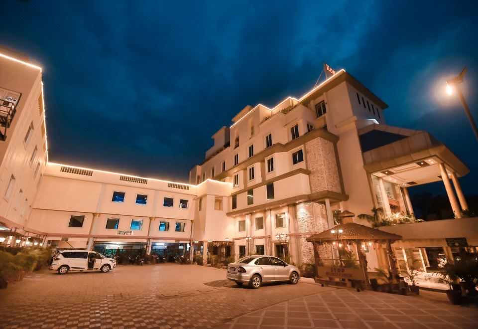 hotel overview picture