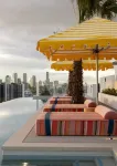 Rambla at South City SQ - Pools