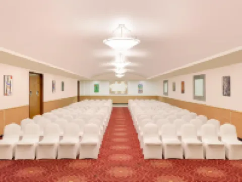 Lemon Tree Hotel, Indore Hotéis em Indore