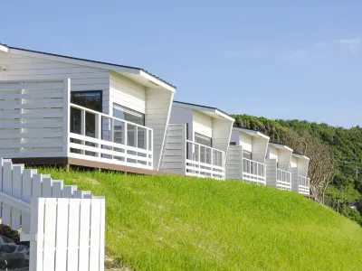 Zeus Beach Park Hotels in Нішіноомоте