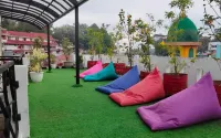 Grand Kartini Hotel