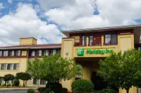 Holiday Inn Pewaukee-Milwaukee West