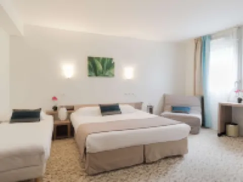Brit Hotel Alghotel Hotels in Cancale