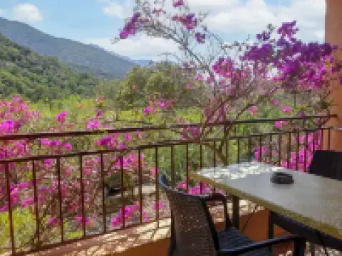 Residence Cabanaccia Studio 35m² Hotele w: Serriera