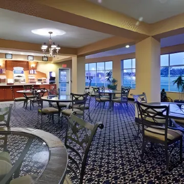 Holiday Inn Express & Suites PARAGOULD by IHG