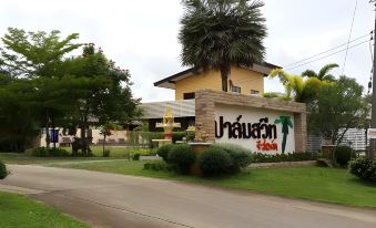 Palm Sweet Resort