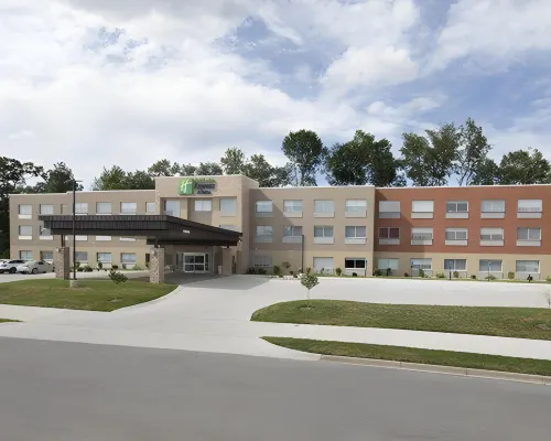 Holiday Inn Express & Suites AUBURN by IHG Hotels in DeKalb County
