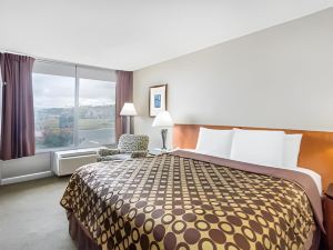 Ramada by Wyndham Harrisonburg