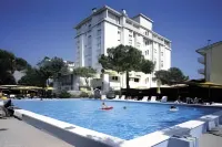 Hotel Bolivar - piscina