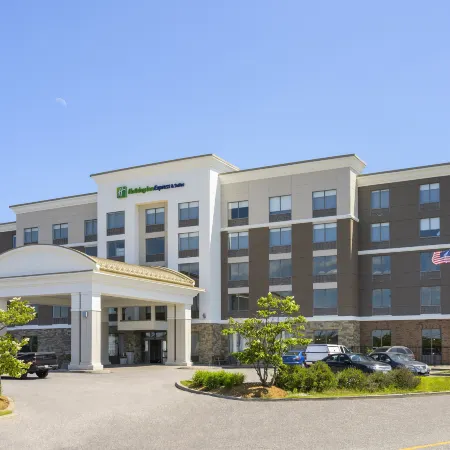 Holiday Inn Express & Suites NORTH BAY by IHG