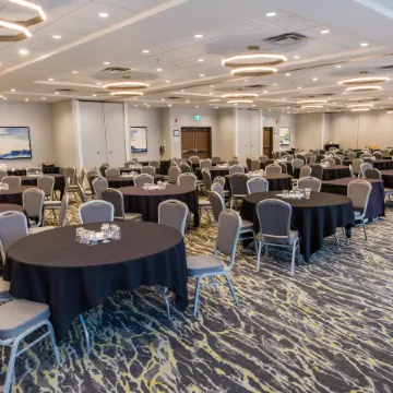 Holiday Inn & Suites CALGARY SOUTH - CONFERENCE CTR by IHG