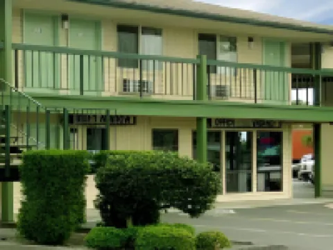 Sunrise Inn Hotels in Everett