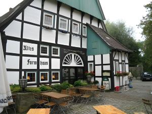 Gasthof Altes Farmhaus Und Apartment