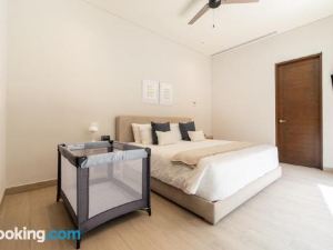 The Paraiso Residences at Marina Cabo