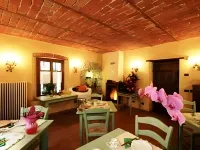 La Maison des Vignerons Chambres d'Hotes B&B Hotels in Pont-Saint-Martin