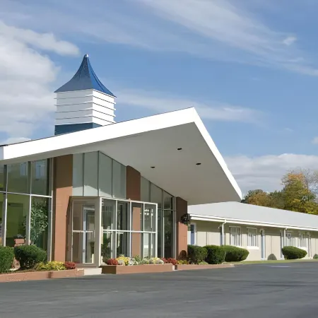Monticello Inn- Framingham/ Boston