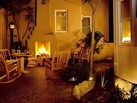 ラス パロマス ギビング・ツリー周辺のホテル