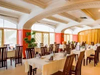 Torarica Resort Hotels in Meerzorg
